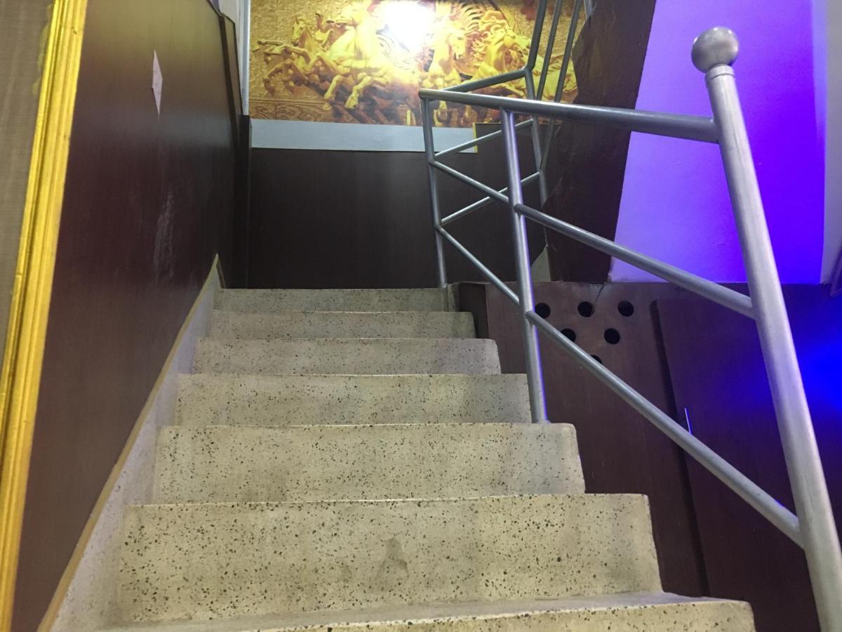 Hotel Plumeria Inn กาฐมาณฑุ ภายนอก รูปภาพ